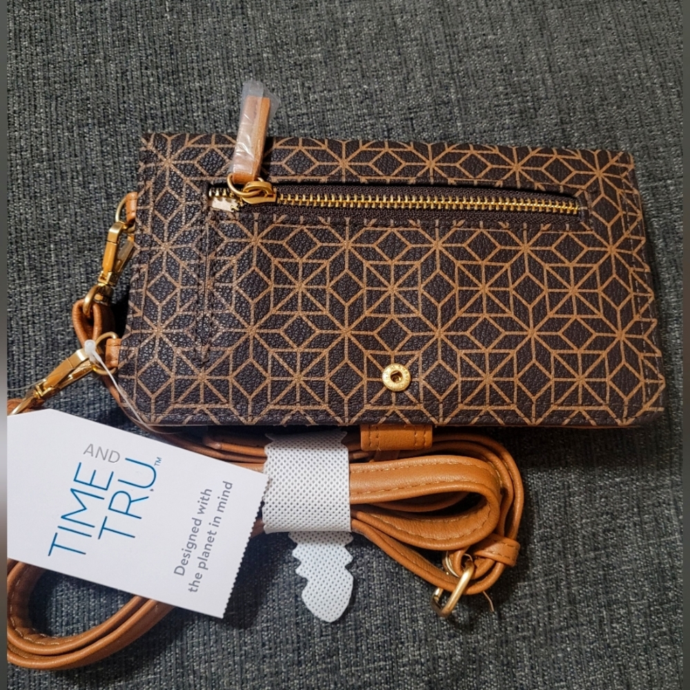 Time and Tru Cross Body Tan Multi Color Bag.